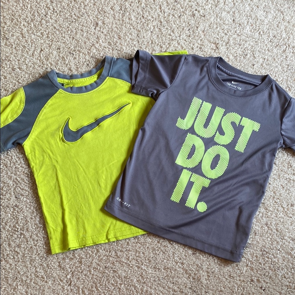 4T Nike Gray and Yellow Short Sleeve Tees Athletic Style